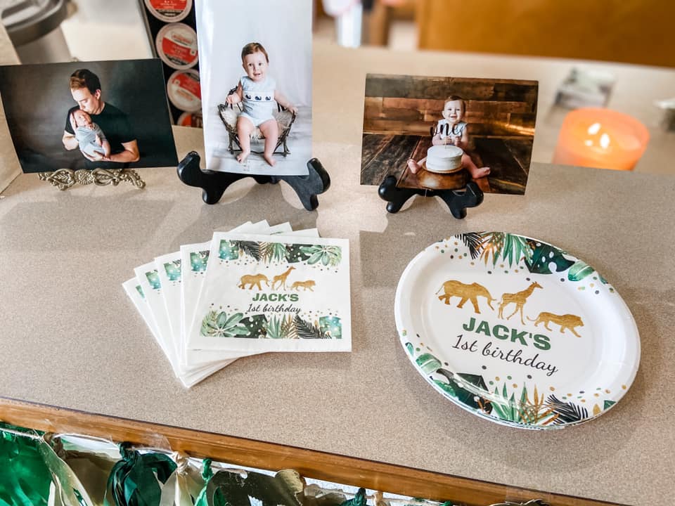 WILD ONE 1ST BIRTHDAY SAFARI PLATES AND NAPKINS